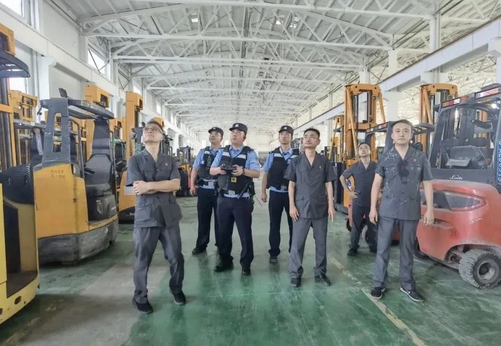 超40度高温下,511辆叉车,精准查封!